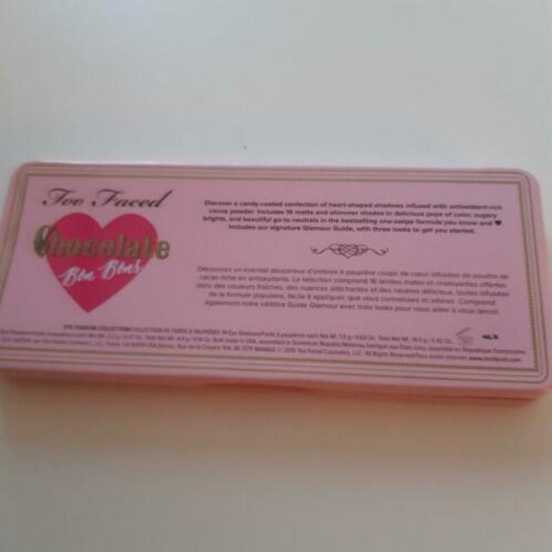 Too Faced Chocolate Bon Bons oogschaduw Palette