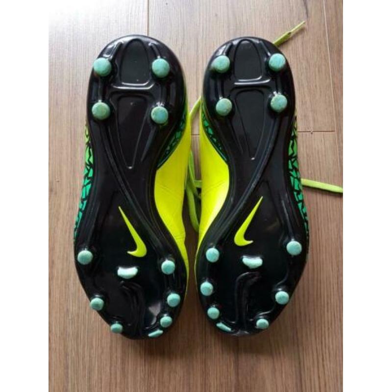Nike voetbalschoenen maat 38,5