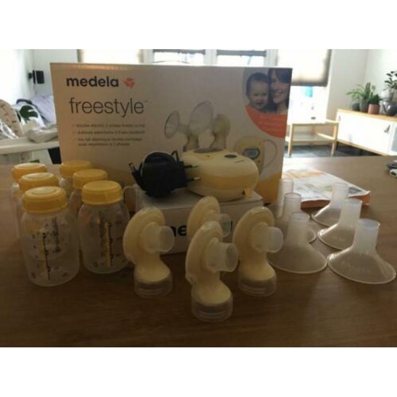 Medela Freestyle elek dubbele kolf. Compleet met tas