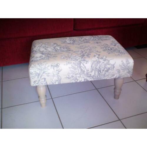 Footstool 41x62cm - Toile de Jouy - witte poten 550 - NIEUW!