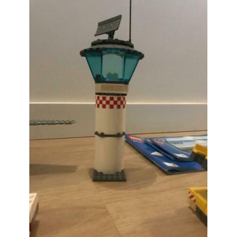 LEGO City Vrachtterminal - 60022