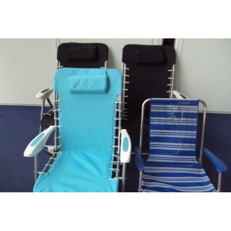 4 Lage strandstoelen