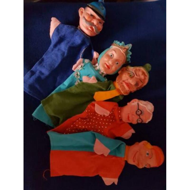 Poppenkast poppen
