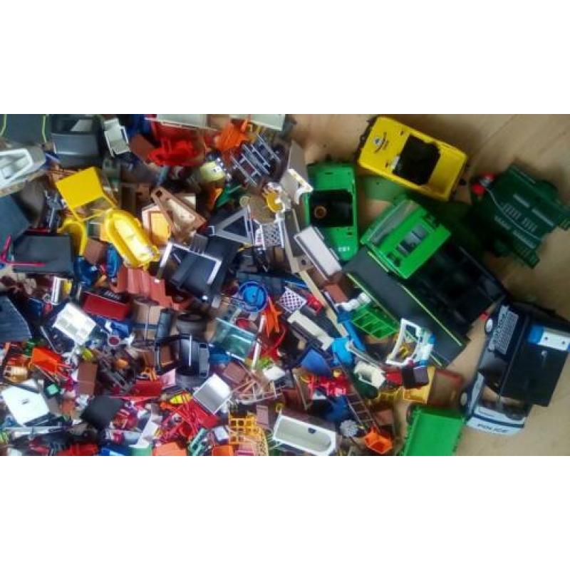 Playmobil onderdelen.
