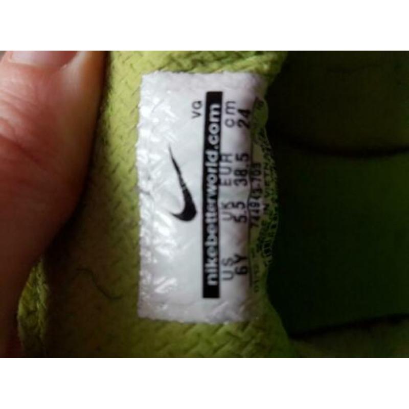 Nike voetbalschoenen maat 38,5