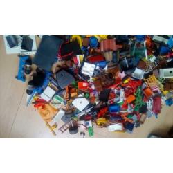Playmobil onderdelen.