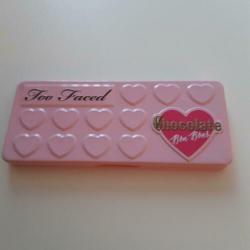 Too Faced Chocolate Bon Bons oogschaduw Palette