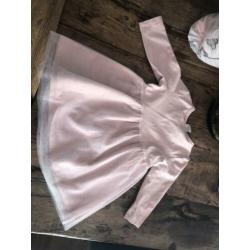 Twee h&m jurkjes maat 74 en 80