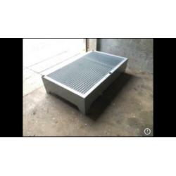 Lekbak 250 liter, 2 vaten olie opvangbak, aftapplug