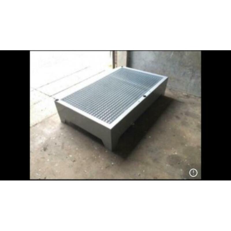 Lekbak 250 liter, 2 vaten olie opvangbak, aftapplug