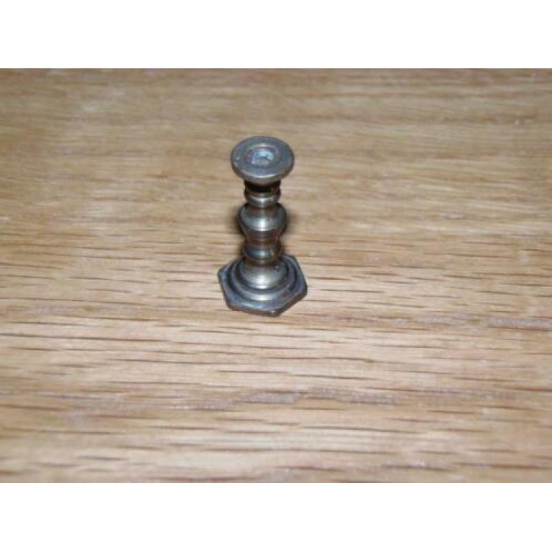 Vintage miniatuur koperen kandelaar 2.5 cm poppenhuizen