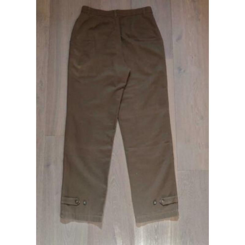 ZGAN: Cher lange broek, warm bruine kleur; valt recht; mt 40