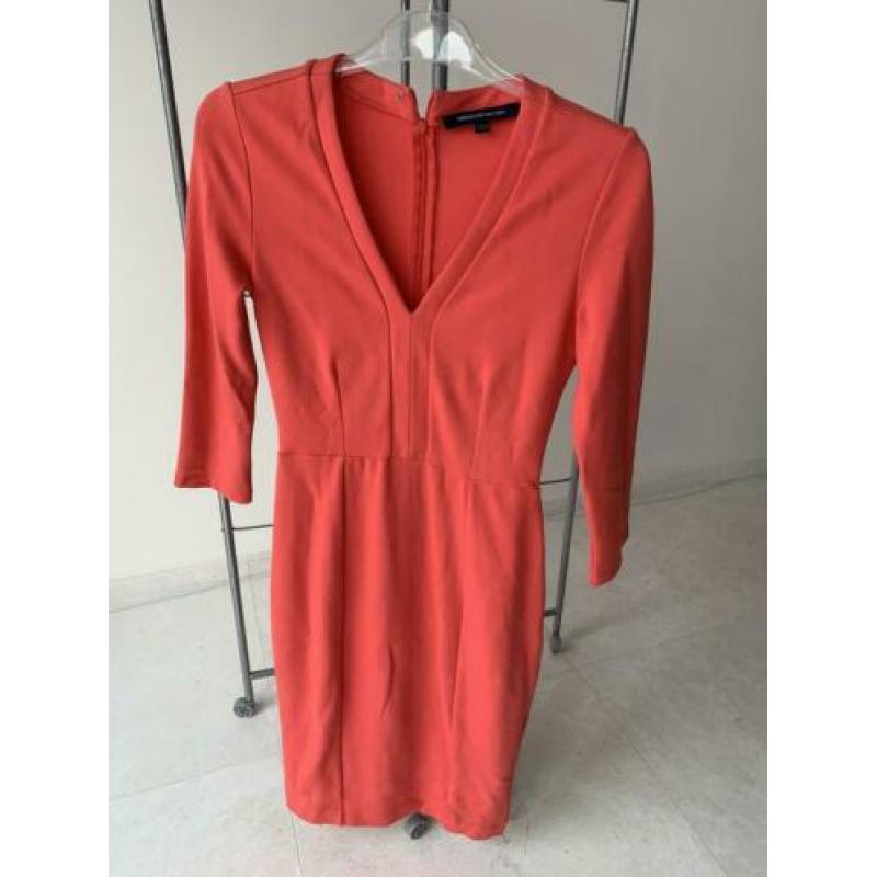 French connection jurk zalmroze perzik rood mt 34 36