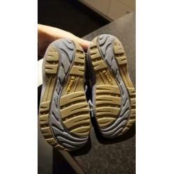 Teva sandalen maat 26