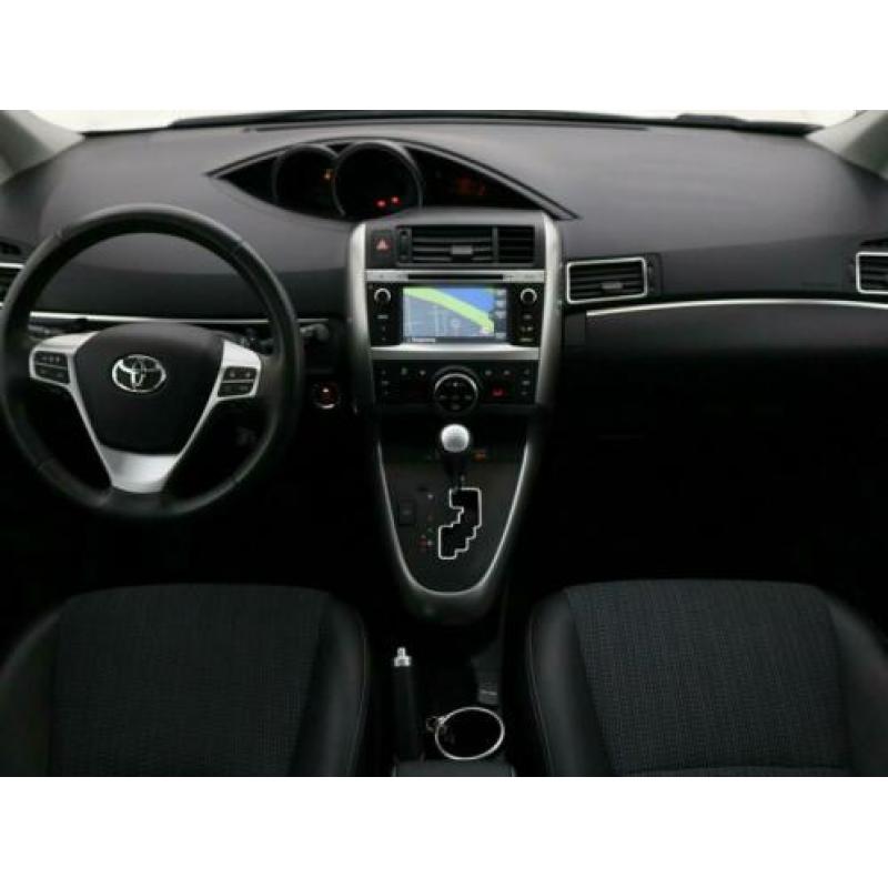 Toyota Verso 1.8 VVT-i Dynamic Business | Navigatie | Automa
