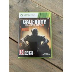 Xbox 360 compleet met 2 controllers, headset en 5 spellen
