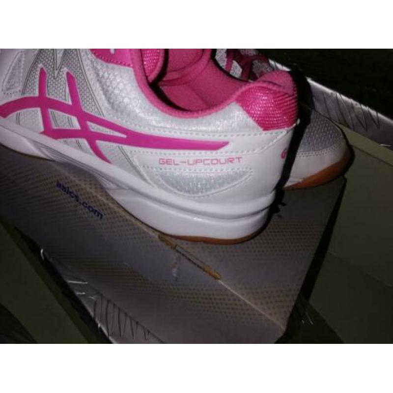 Asic Gel nieuw meisjes loopschoenen maat 38