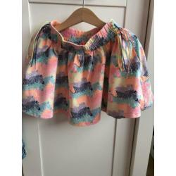 Kidzart rokje met bijpassende shirts/jack alles voor €30