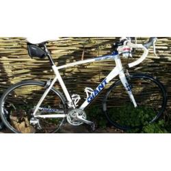 Giant Defy XL (60) zeer goede staat.