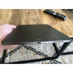 Ipad pro 11 inch zgan inc logitech keyboard 64gb