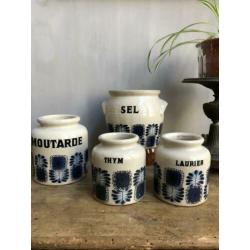 4 Franse grespotjes