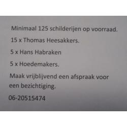 Bronzen koe op marmeren sokkel.