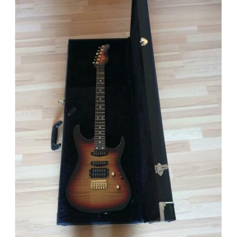 Valley Arts Custom Pro made in the Usa