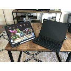 Ipad pro 11 inch zgan inc logitech keyboard 64gb