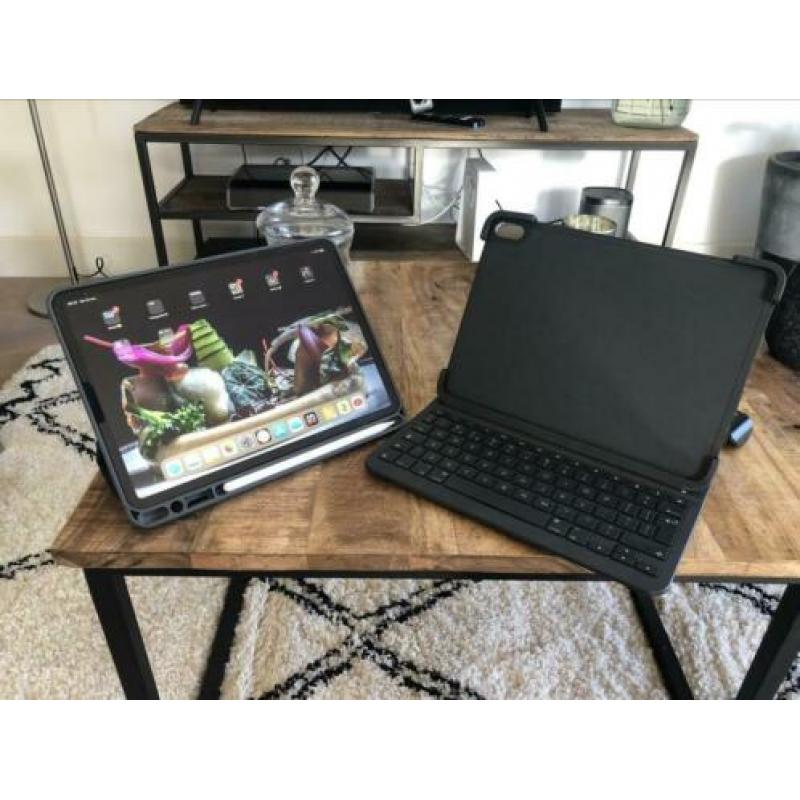Ipad pro 11 inch zgan inc logitech keyboard 64gb