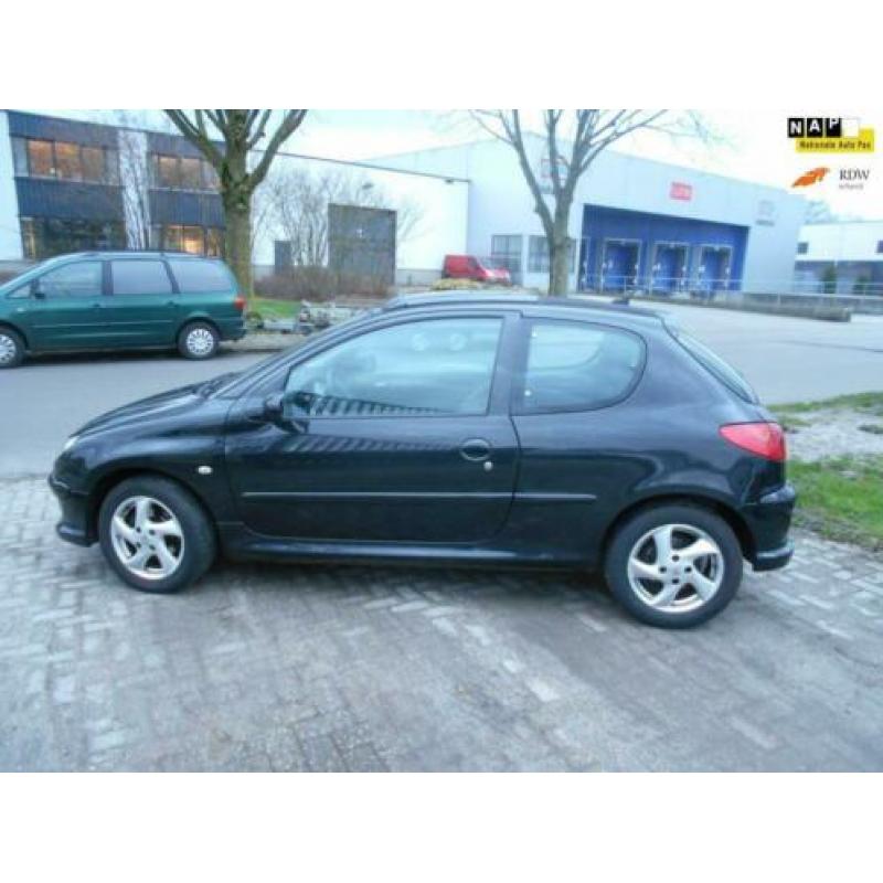 Peugeot 206 1.6 HDiF Griffe