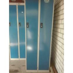 locker kast / garage kast / kleding kast / kasten