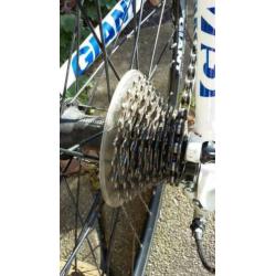 Giant Defy XL (60) zeer goede staat.