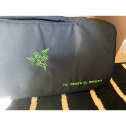 Zeer nette Razer hoes voor gaming toetsenbord + accesoires!