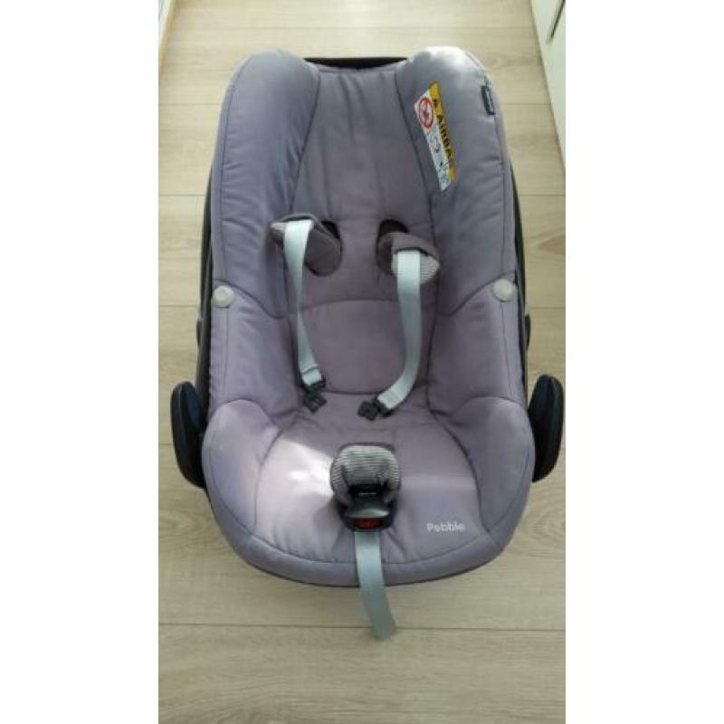 Maxi-cosi Pebble grey (incl. zitverkleiner en voetenzak)