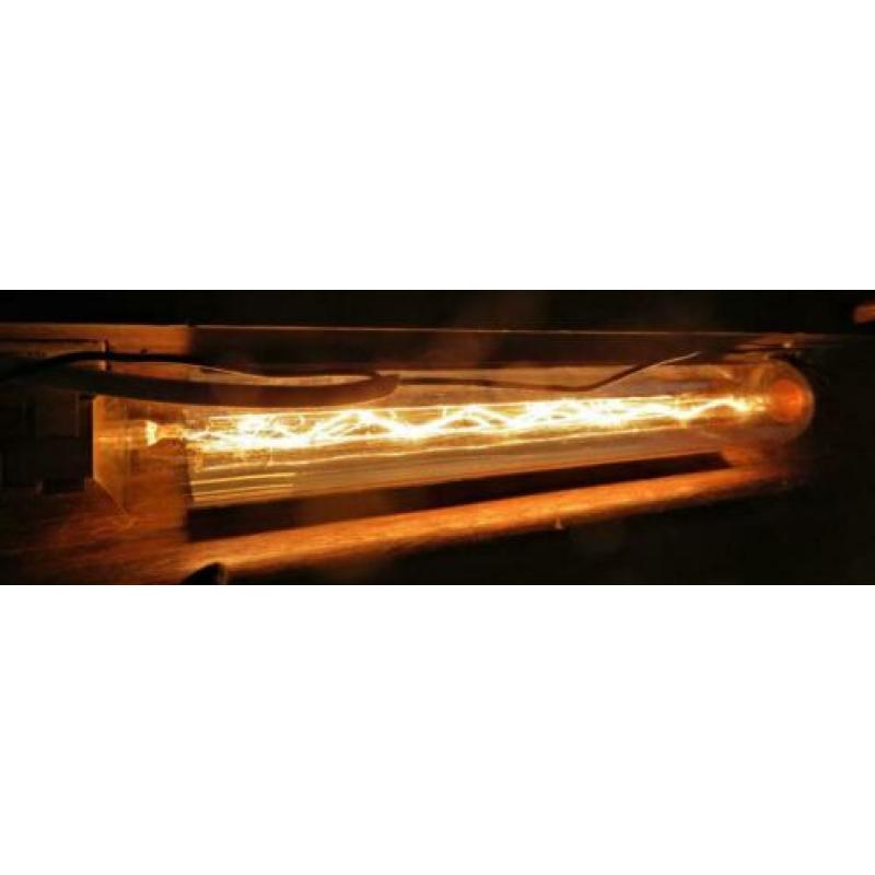 80-100 jaar oude lamp- TL buis PHILLIPS