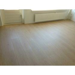 vloeren laminaatlegger pvc laminaat leggen legger vloer