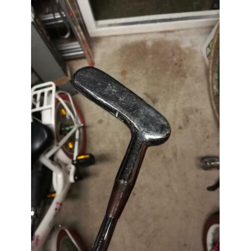 Putter links en rechtshandig