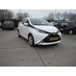 Toyota Aygo 1.0 VVT-i x-play