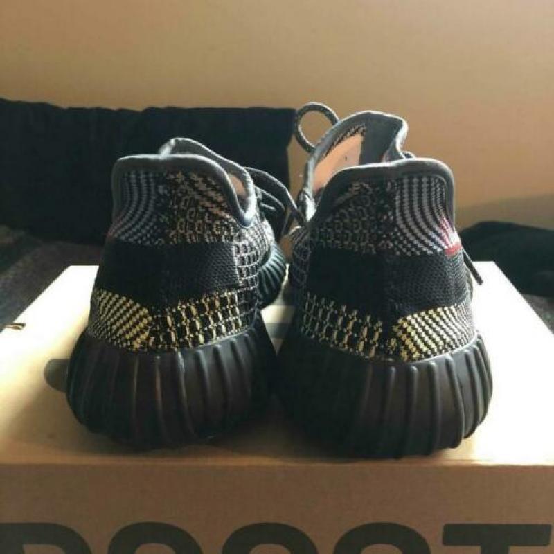 Yeezy boost 350 yecheil