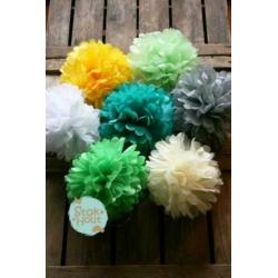 Mooie Papieren pompons 25cm, diverse kleuren | Stokhout 64