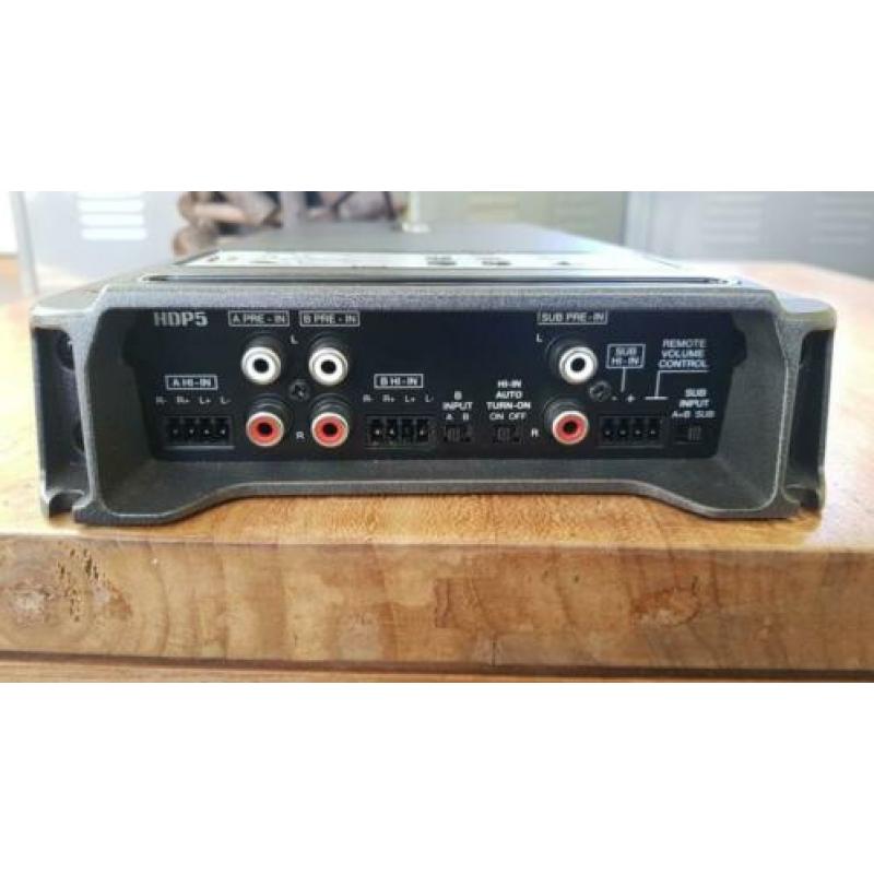 Hertz HDP5 5ch 950w RMS zeer hoge kwaliteit auto versterker