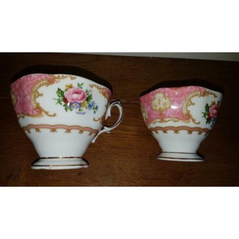 Royal Albert kop en schotel set.