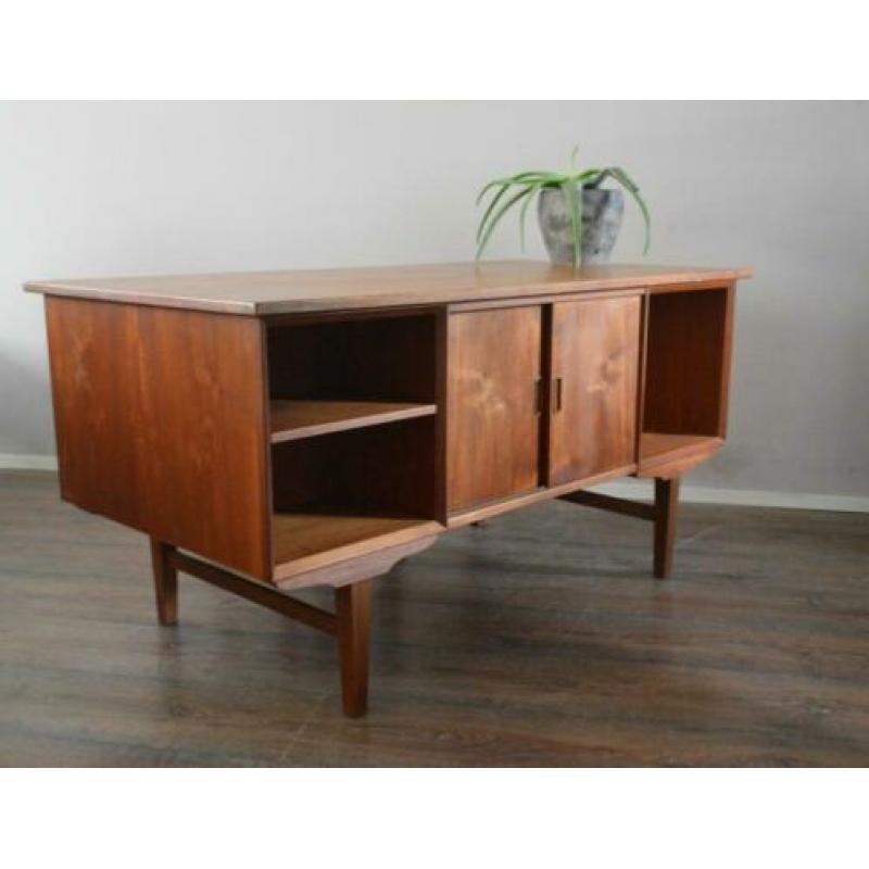 Deense designer, prachtig bureau@dressoir