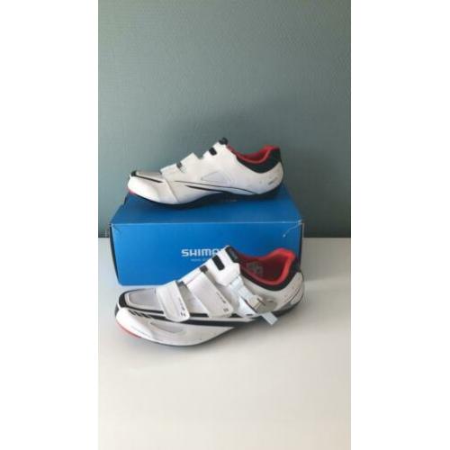 Shimano SH-R107W mt45 nieuw