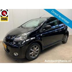 Toyota Aygo 1.0-12V Dynamic Navigator NAVI-AIRCO-LMV-PRIVATE