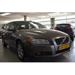 Volvo V70 2.0F Kinetic Clima Full Map Navigatie Vol Leder Tr