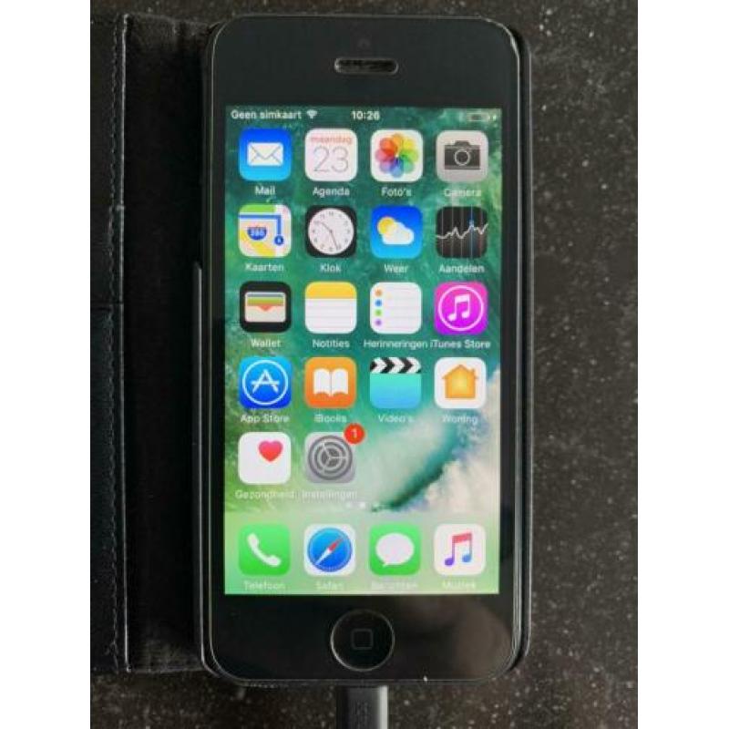 iPhone 5 16Gb zwart te koop!