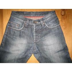 Refill jeans maat W28 valt klein meer W27 voor 6,50!!