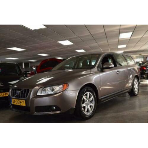 Volvo V70 2.0F Kinetic Clima Full Map Navigatie Vol Leder Tr