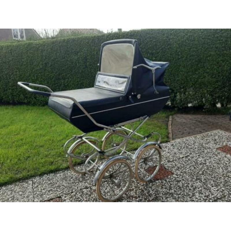 Kinder-en Wandelwagen 60-er jaren met veel chroom